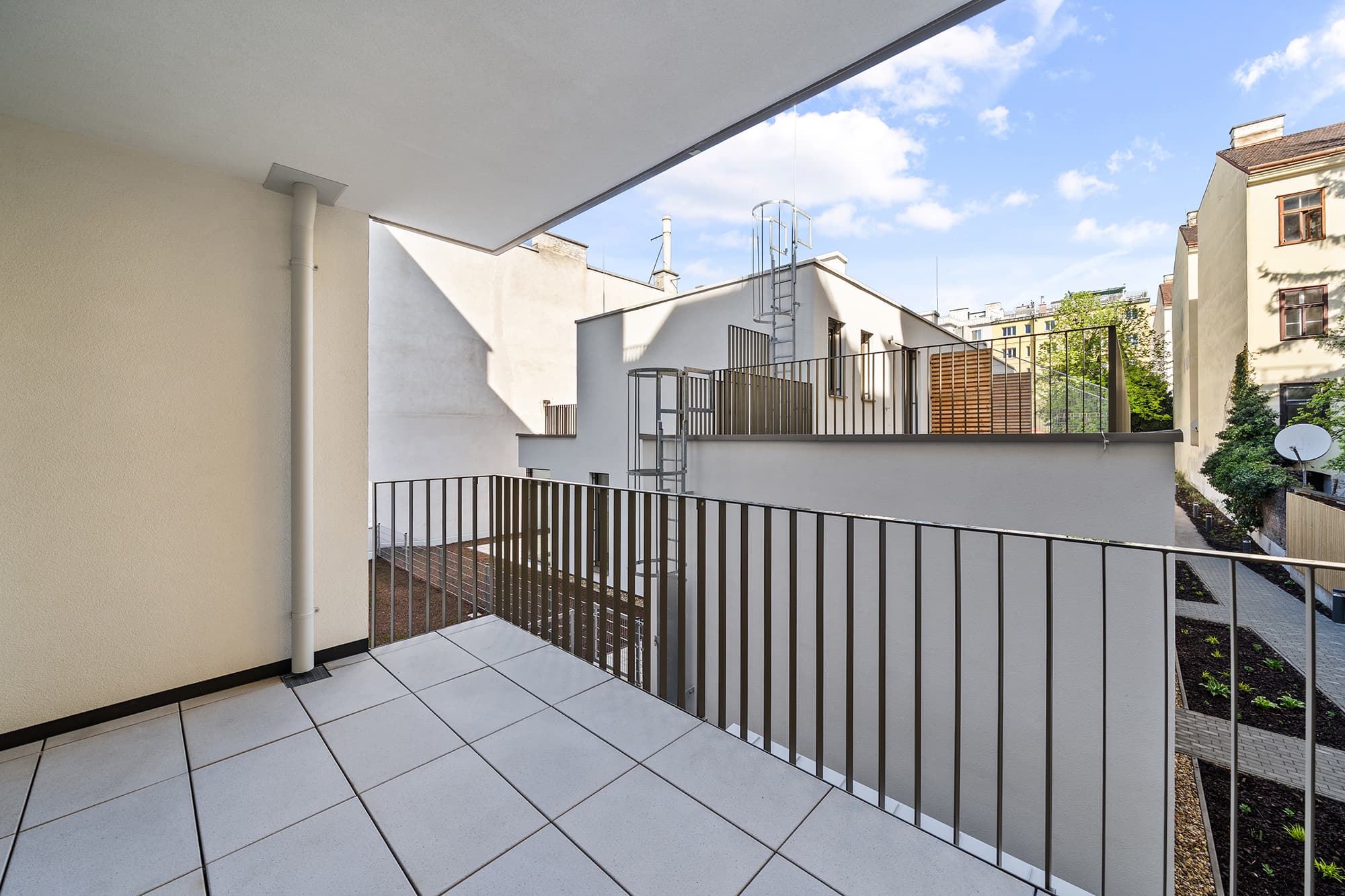 LILIE- Hofseitige 3 Zimmerwohnung mit Balkon
