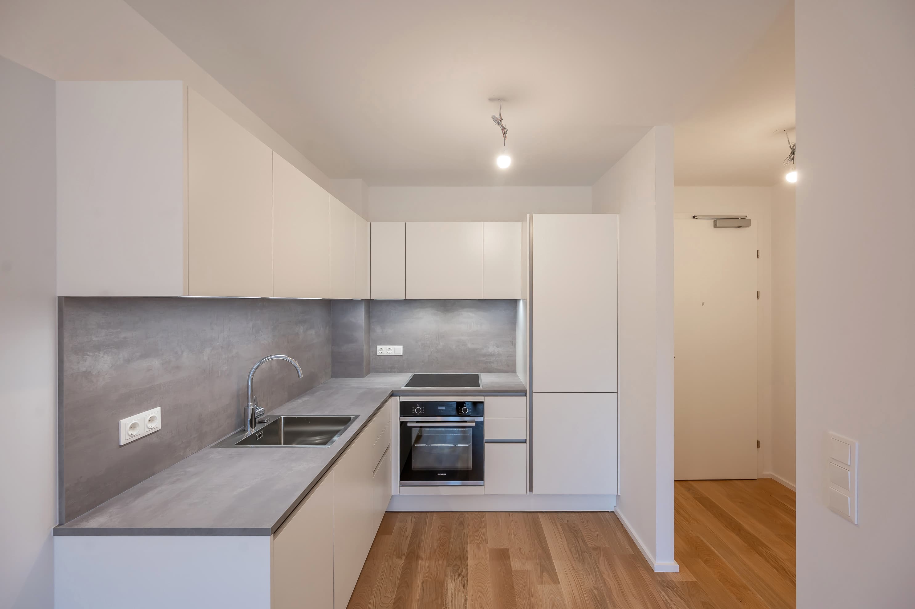 2-ZIMMER WOHNUNG NAHE MEIDLINGER MARKT