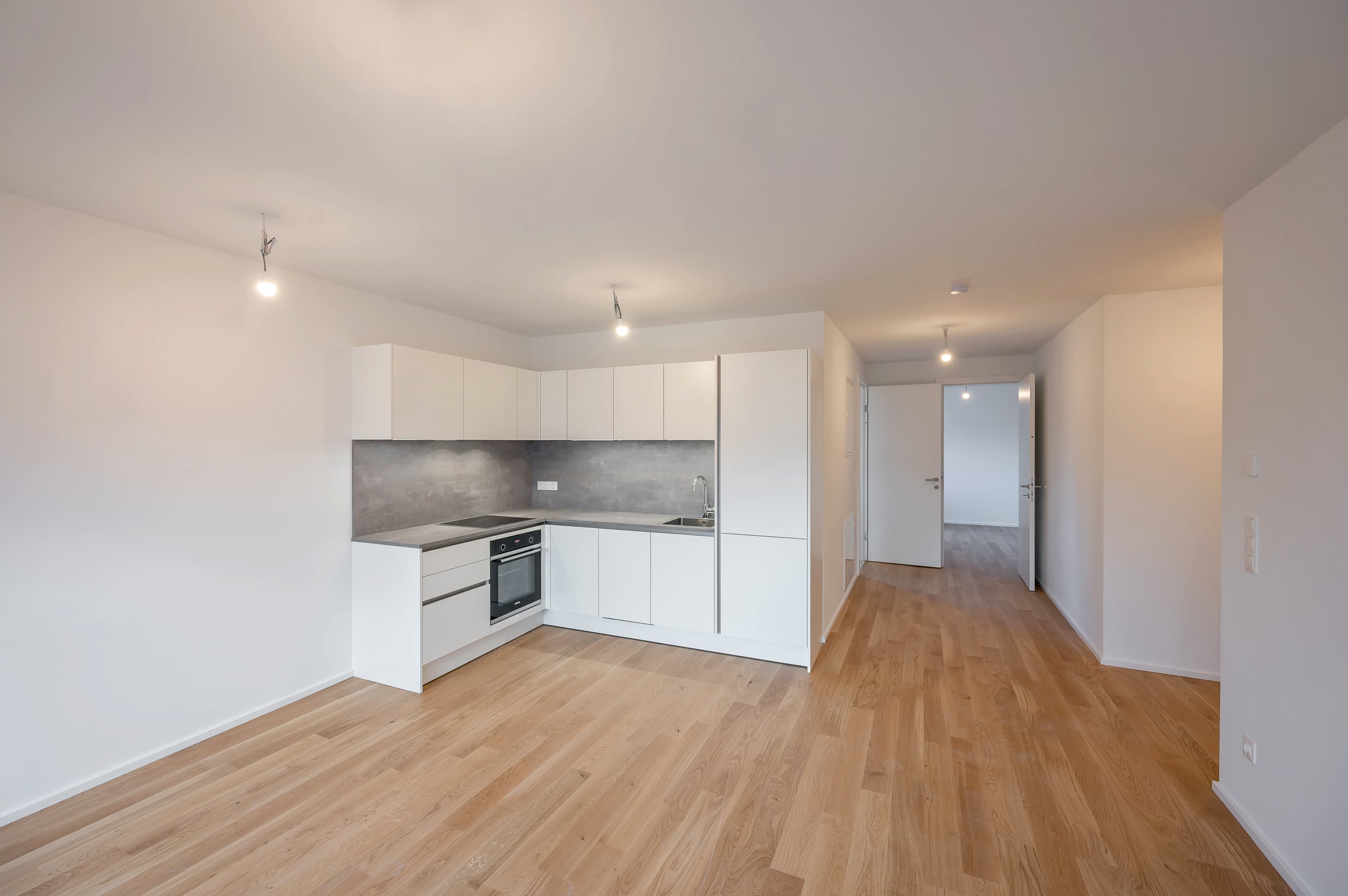 GROSSZÜGIGE 2-ZIMMER WOHNUNG NAHE MEIDLINGER MARKT! GROSSZÜGIGE 2-ZIMMER WOHNUNG NAHE MEIDLINGER MARKT!