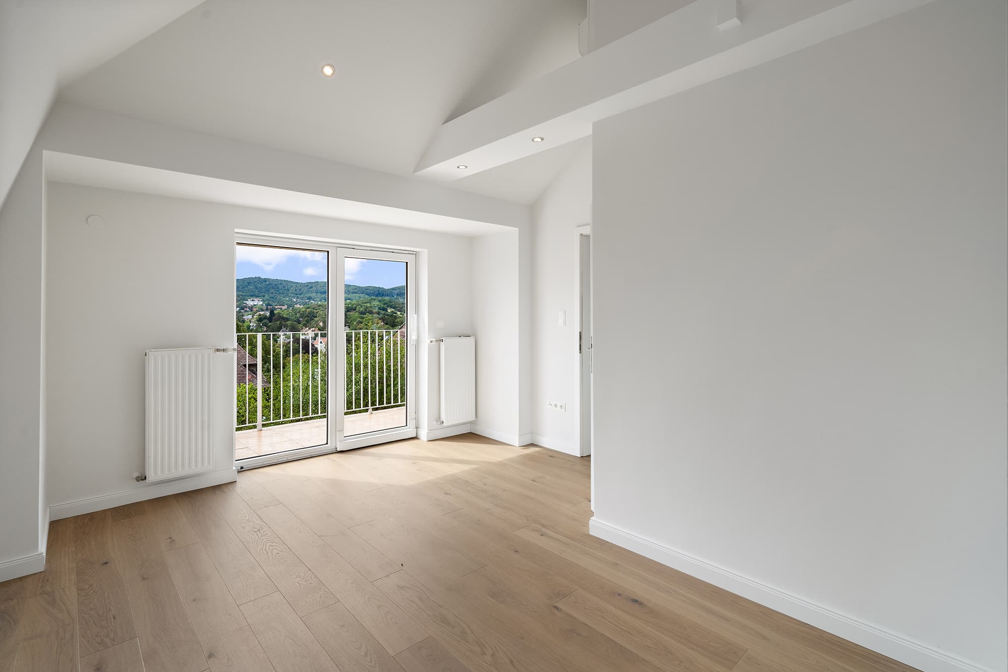 Schlafzimmer mit Balkon