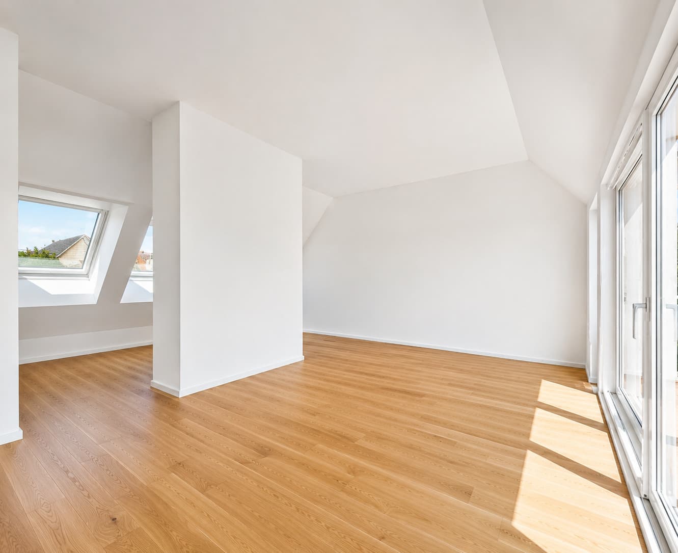 Penthouse Apartment with Terrace! Penthouse Apartment with Terrace!
