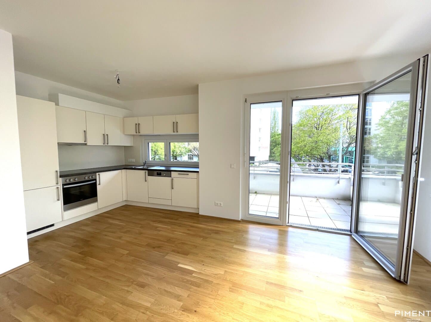 3-ZIMMER-WOHNUNG MIT SONNIGEM BALKON! 3-ZIMMER-WOHNUNG MIT SONNIGEM BALKON!