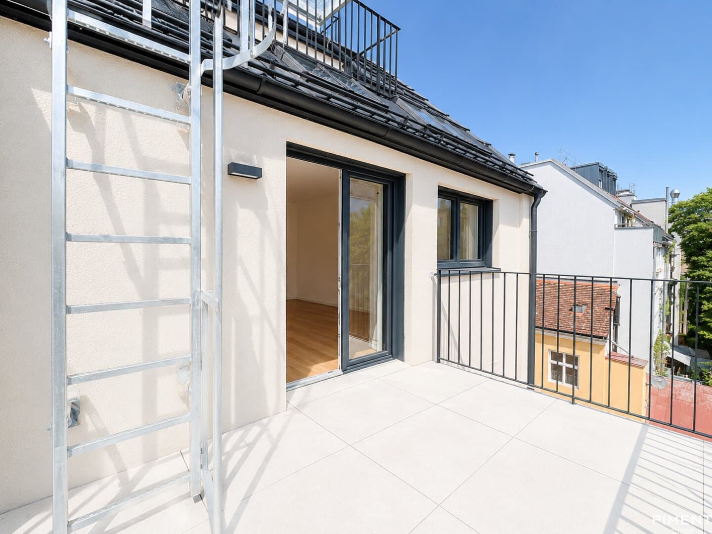 BISCHOFFGASSE 11 - Wohnung im Balkon im Dachgeschoss! BISCHOFFGASSE 11 - Wohnung im Balkon im Dachgeschoss!